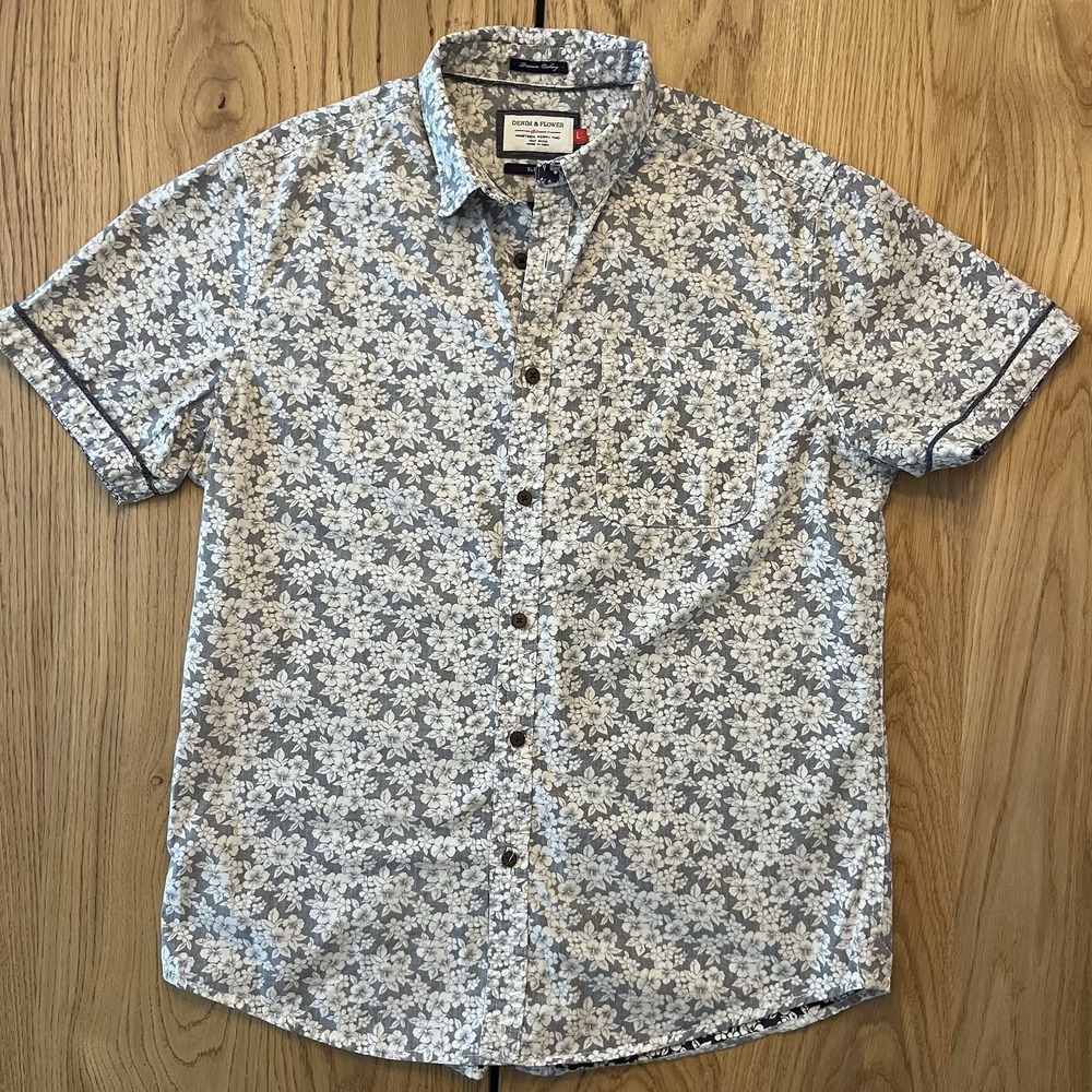 Denim & Flower Slim Fit Men's Short Sleeve Floral Gray Reverse Print Shirt L